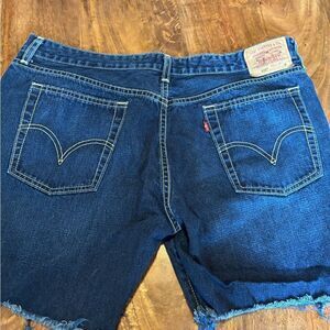 Levi’s 518 Mid Thigh High Rise Cut Off Premium Denim Shorts size 17